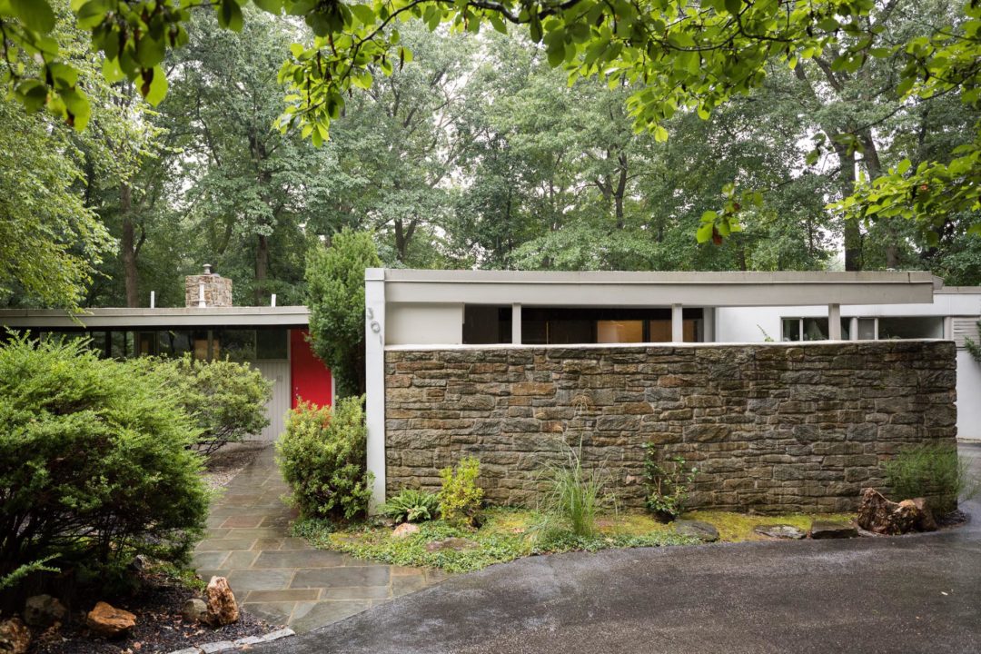 Mid-Century Modern Richard Neutra Coveney House - philadwellphia.com